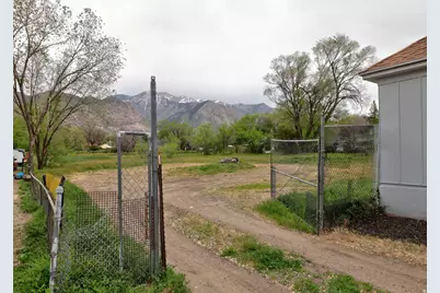 2138 S Monroe Blvd, Ogden, UT 84401 - Photo 14