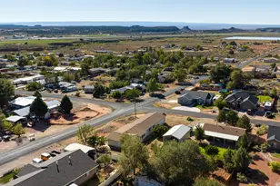 1686 S Powell Dr, Kanab, UT 84741 - Photo 40