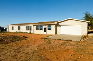 1686 S Powell Dr, Kanab, UT 84741 - Photo 2