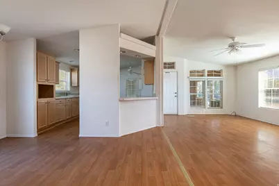 1686 S Powell Dr, Kanab, UT 84741 - Photo 10
