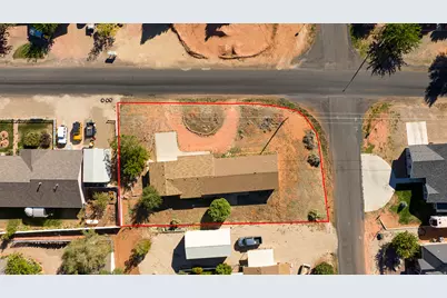 1686 S Powell Dr, Kanab, UT 84741 - Photo 28