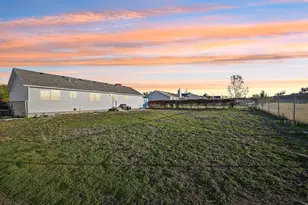 9332 S Wild Clover Ln, West Jordan, UT 84081 - Photo 2