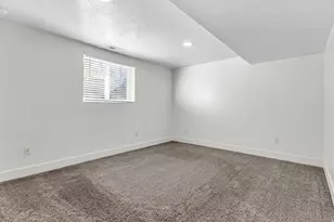 1716 N 1300 W, Clinton, UT 84015 - Photo 18