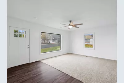 757 W 3200 S, Bountiful, UT 84010 - Photo 2