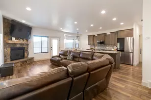 409 W 2100 S, Perry, UT 84302 - Photo 10