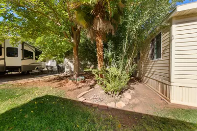 180 N 1100 E #140, Washington, UT 84780 - Photo 16