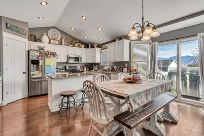 2494 Apricot Pl, Saratoga Springs, UT 84045 - Photo 4