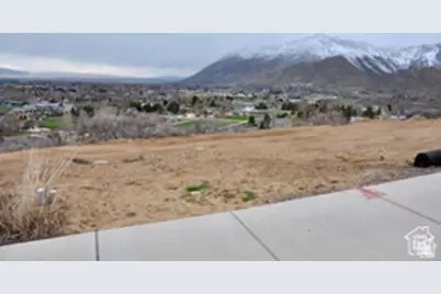 149 S Krissa St #10, Mapleton, UT 84664 - Photo 2