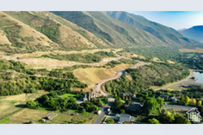 149 S Krissa St #10, Mapleton, UT 84664 - Photo 4