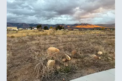 750 E 450 N #213, Mount Pleasant, UT 84647 - Photo 14