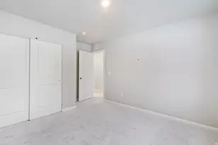 39 E Broadway Dr, Saratoga Springs, UT 84045 - Photo 12