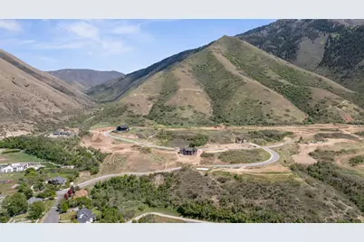 266 S Krissa St #2, Mapleton, UT 84664 - Photo 2