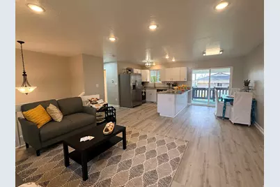 1155 W 2200 N, Layton, UT 84041 - Photo 8