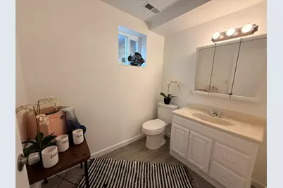 1155 W 2200 N, Layton, UT 84041 - Photo 14