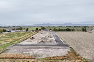 5055 W 10200 N, Elwood, UT 84337 - Photo 12