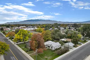 281 N Center St, Lehi, UT 84043 - Photo 2
