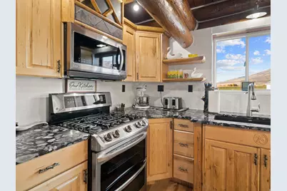 7768 E 1075 N, Huntsville, UT 84317 - Photo 24