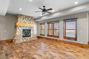 2752 S Sandalwood Cir, Saratoga Springs, UT 84045 - Photo 18