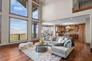 2752 S Sandalwood Cir, Saratoga Springs, UT 84045 - Photo 4