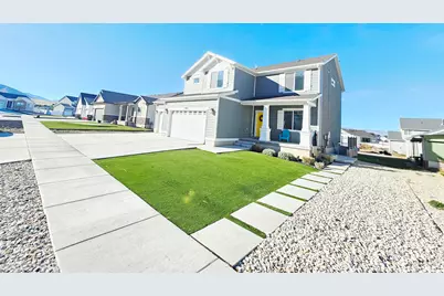 8483 N Colette St, Lake Point, UT 84074 - Photo 2