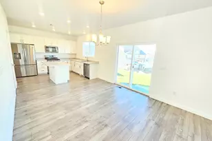 8483 N Colette St, Lake Point, UT 84074 - Photo 8