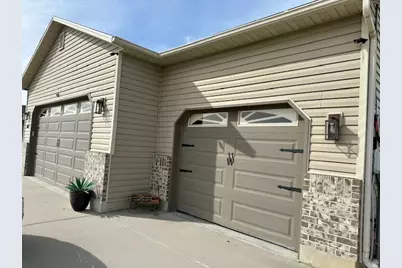 647 E 980 N, Tooele, UT 84074 - Photo 2