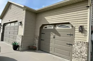 647 E 980 N, Tooele, UT 84074 - Photo 2