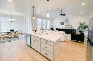 1207 N 360 E, Salem, UT 84653 - Photo 2