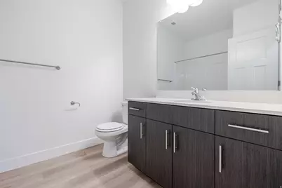 4661 S Poplar Way #R303, Mapleton, UT 84664 - Photo 6