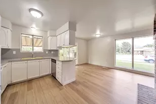 9294 S 2700 W, West Jordan, UT 84088 - Photo 4