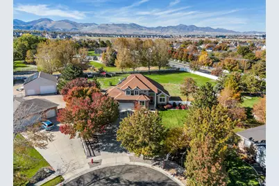 4056 W Muley Ct, Bluffdale, UT 84065 - Photo 6