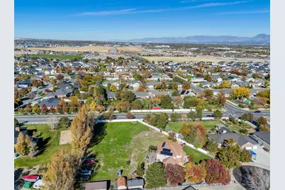 4056 W Muley Ct, Bluffdale, UT 84065 - Photo 46