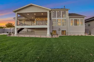 695 W Hidden Farm Dr, Farmington, UT 84025 - Photo 4