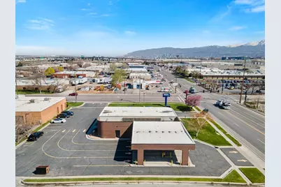 2714 S 300 W, Salt Lake City, UT 84115 - Photo 4