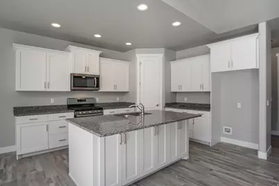 3263 W 850 N, Layton, UT 84041 - Photo 8