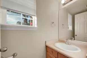 5601 S 4015 W, Taylorsville, UT 84118 - Photo 10