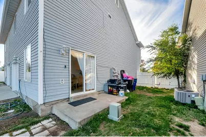 5601 S 4015 W, Taylorsville, UT 84118 - Photo 20