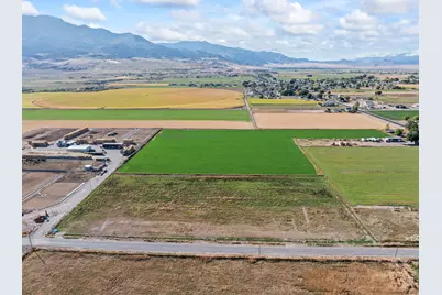 155 E 650 N #1, Central Valley, UT 84754 - Photo 2