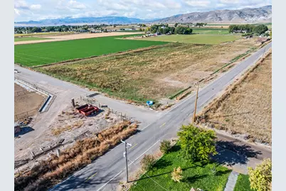 160 E 650 N #3, Central Valley, UT 84754 - Photo 4
