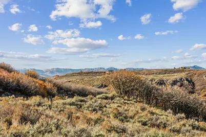 756 Canyon Gate Rd #63, Park City, UT 84098 - Photo 2