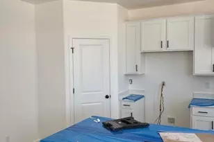 2627 N 2080 W, Clinton, UT 84015 - Photo 8