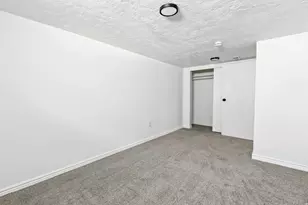 250 E 2100 S, Salt Lake City, UT 84115 - Photo 36