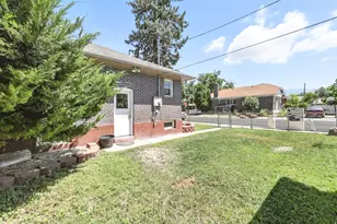 250 E 2100 S, Salt Lake City, UT 84115 - Photo 6