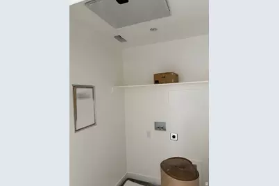 2633 N 2080 W #180, Clinton, UT 84015 - Photo 10