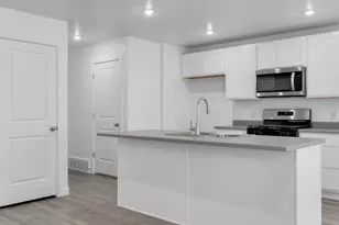 1737 N Patchwork Ave, Tooele, UT 84074 - Photo 6