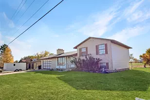 255 W 500 S, Ferron, UT 84523 - Photo 2