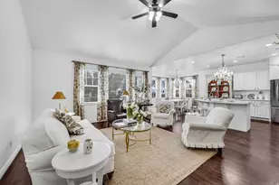 10711 S Navarro Way, South Jordan, UT 84009 - Photo 10