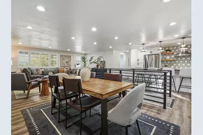 6851 S 2300 E, Cottonwood Heights, UT 84121 - Photo 16