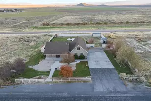2869 W Rim Rock Dr, Stockton, UT 84071 - Photo 32
