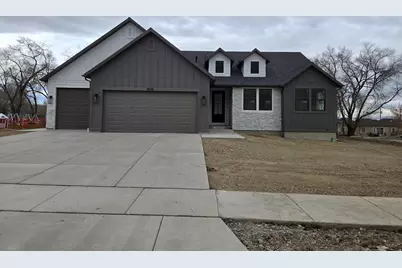 8035 N Park Meadow Ln #2, Lake Point, UT 84074 - Photo 1
